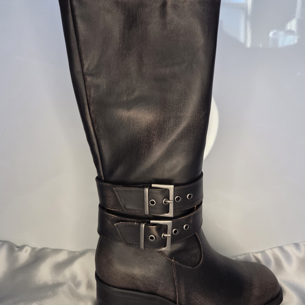 Elegant Black Knee-High Women's Boots